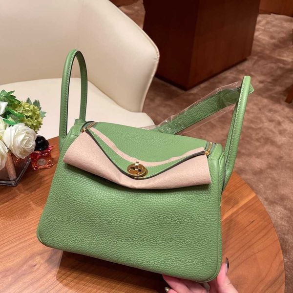 9a original edition h ermes lindiss bags online shop all manual doctor bao lindi wrapped wax thread to sew tc cow leather portable shoulder
9a original edition h ermes lindiss bags online shop all manual doctor bao lindi wrapped wax thread to sew tc cow leather portable shoulder