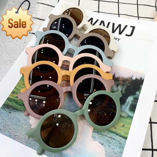 conchen 2023 fashion 90s retro round vintage child sun glasses 1 to 8 years the young kids sunglasses 2022, White;black
conchen 2023 fashion 90s retro round vintage child sun glasses 1 to 8 years the young kids sunglasses 2022, White;black