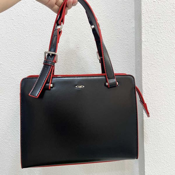 tote bag vivi shoulder bags designer handbag western trendy high quailty square women crossbody messenger bags leather handbags designers 23
tote bag vivi shoulder bags designer handbag western trendy high quailty square women crossbody messenger bags leather handbags designers 23