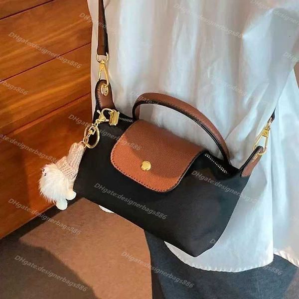 bag quality store 90% off wholesale wallet handbag high luxury crossbody version mini dumplings 2023 single-handle leather luxurys handbags, Red;black
bag quality store 90% off wholesale wallet handbag high luxury crossbody version mini dumplings 2023 single-handle leather luxurys handbags, Red;black