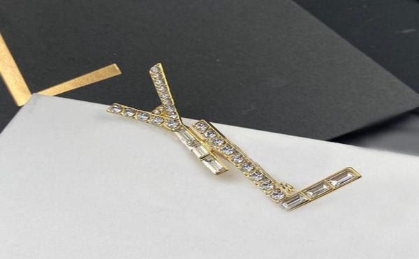 fashion designer brooch for women luxury gold jewelry ladies dress accessory pins womens pearl brooches brand breastpin leency bro7987007, Gray
fashion designer brooch for women luxury gold jewelry ladies dress accessory pins womens pearl brooches brand breastpin leency bro7987007, Gray