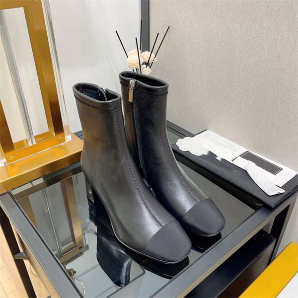 luxury design boots 2023 channel fashionable women business work decoration anti slip knight boots martin boots casual sock boots 04-010, Black
luxury design boots 2023 channel fashionable women business work decoration anti slip knight boots martin boots casual sock boots 04-010, Black