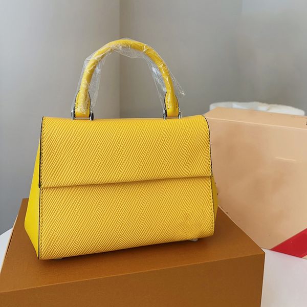 stylish women shoulder bag handbag luxury handbags solid leather clamshell adjustable shoulder crossbody bag hardware buckle mini makeup bag
stylish women shoulder bag handbag luxury handbags solid leather clamshell adjustable shoulder crossbody bag hardware buckle mini makeup bag