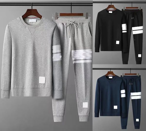 designer tracksuit thom brown sports casual sweatshirt round neck pullover sweater four bar pants suit men and women couples cotton casual s, Gray
designer tracksuit thom brown sports casual sweatshirt round neck pullover sweater four bar pants suit men and women couples cotton casual s, Gray