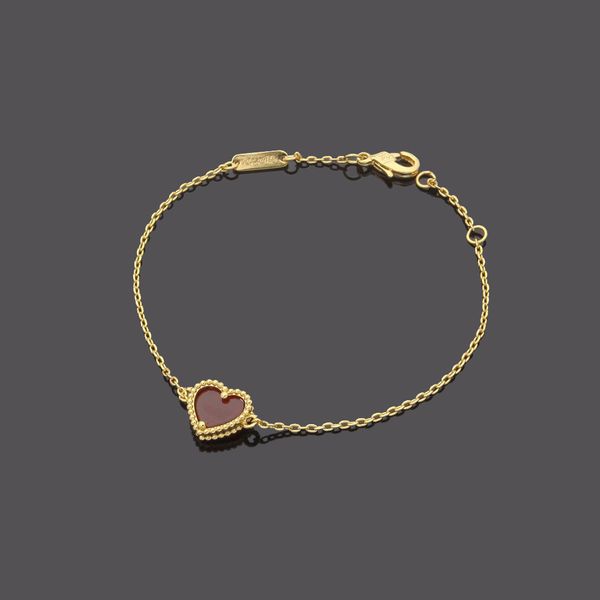 luxury branded designer girls women heart red agate bracelets elegant love 18k gold silver rose bangles vc logo engrave bracelet fashion jew, Golden;silver
luxury branded designer girls women heart red agate bracelets elegant love 18k gold silver rose bangles vc logo engrave bracelet fashion jew, Golden;silver