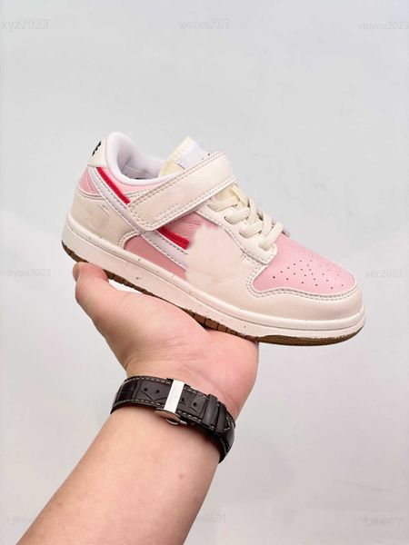 kids shoes child sneakers designer baby casual shoes splicing design skateboarding shoes box protection multiple product, Black;red
kids shoes child sneakers designer baby casual shoes splicing design skateboarding shoes box protection multiple product, Black;red