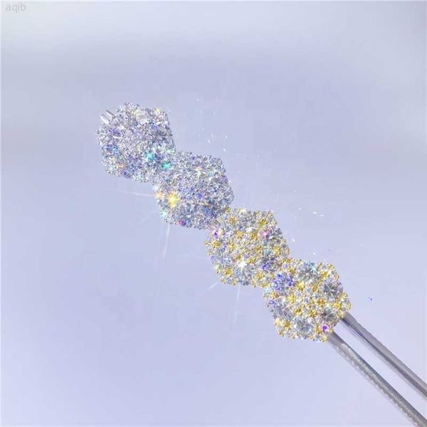 shining jewelry wholesale s925 iced out flower shape 4mm gra moissanite earrings ear studs, Golden
shining jewelry wholesale s925 iced out flower shape 4mm gra moissanite earrings ear studs, Golden