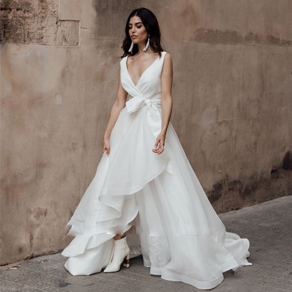 simple tulle split tiered skirts wedding dress high open cut satin bridal gown v neckline sweep train beach wedding dresses, White
simple tulle split tiered skirts wedding dress high open cut satin bridal gown v neckline sweep train beach wedding dresses, White