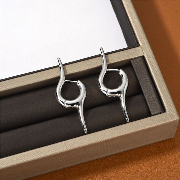ins french premium metal unique design trend brand irregular earrings women's simple light luxury fashion charm jewelry, Golden;silver
ins french premium metal unique design trend brand irregular earrings women's simple light luxury fashion charm jewelry, Golden;silver