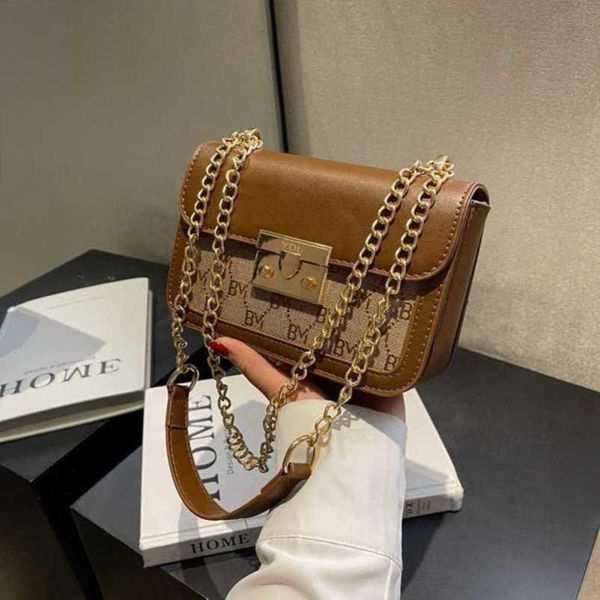 factory direct sales this year's popular 2023 new women's spring comfortable crossbody fashion one shoulder small square bag
factory direct sales this year's popular 2023 new women's spring comfortable crossbody fashion one shoulder small square bag