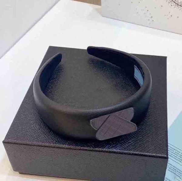 women printed bowknot hairpin geometric pattern headband fashion girl ins style text pattern hair jewelry hairpin clip gift rubber7310275, Silver
women printed bowknot hairpin geometric pattern headband fashion girl ins style text pattern hair jewelry hairpin clip gift rubber7310275, Silver