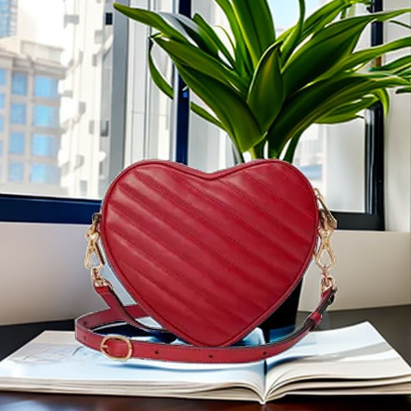luxury brand designer selling women's genuine leather fashion casual heart shaped shoulder or crossbody bag delivery
luxury brand designer selling women's genuine leather fashion casual heart shaped shoulder or crossbody bag delivery