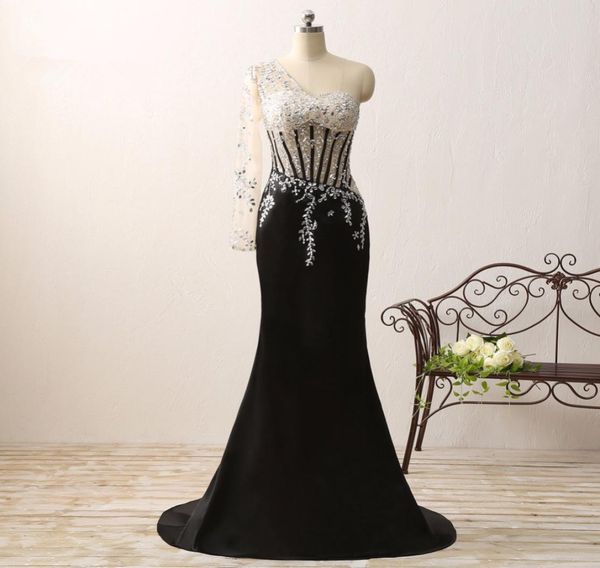 emerald black chiffon evening dress 2018 one shoulder sequins beaded mermaid women custom formal pageant gowns for prom party1964023, Black;red
emerald black chiffon evening dress 2018 one shoulder sequins beaded mermaid women custom formal pageant gowns for prom party1964023, Black;red