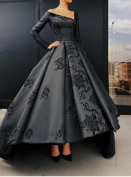 black vintage long sleeves prom evening dresses a line v neck embroidery appliques high low women occasion party gowns quinceanera9151206
black vintage long sleeves prom evening dresses a line v neck embroidery appliques high low women occasion party gowns quinceanera9151206