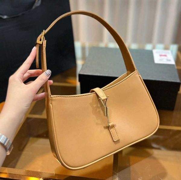 classic saddle underarm shoulder bag strap women mens tote hobo bag luxurys crocodile leather purses cleo handbag designer fashion crossbody
classic saddle underarm shoulder bag strap women mens tote hobo bag luxurys crocodile leather purses cleo handbag designer fashion crossbody