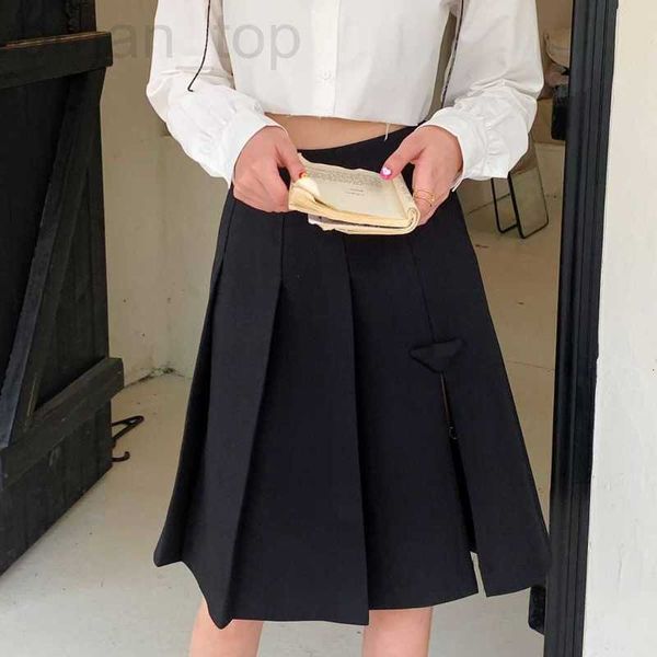 skirts designer p family 23ss spring/summer new triangle decoration split 100 pleated half length dress for women a-line high waist slim ove, Black
skirts designer p family 23ss spring/summer new triangle decoration split 100 pleated half length dress for women a-line high waist slim ove, Black