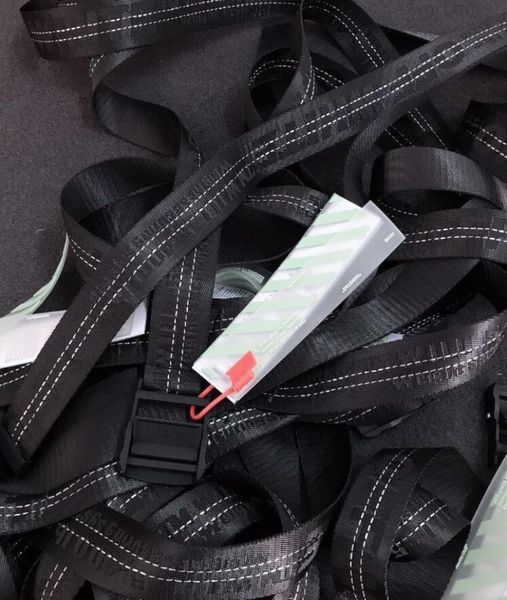 classic black off belts embroidery canvas letter 130cm200cm long mens belt for women luxury designer white brand belt3114065, Black;green
classic black off belts embroidery canvas letter 130cm200cm long mens belt for women luxury designer white brand belt3114065, Black;green
