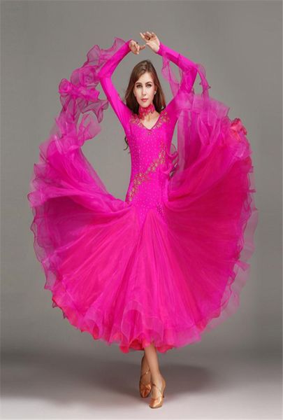 6color 2017lnew modern dance dress women diamond embroidery waltz tango foxtrot quickstep costume competition standard ballroom da4663125, Black;red
6color 2017lnew modern dance dress women diamond embroidery waltz tango foxtrot quickstep costume competition standard ballroom da4663125, Black;red