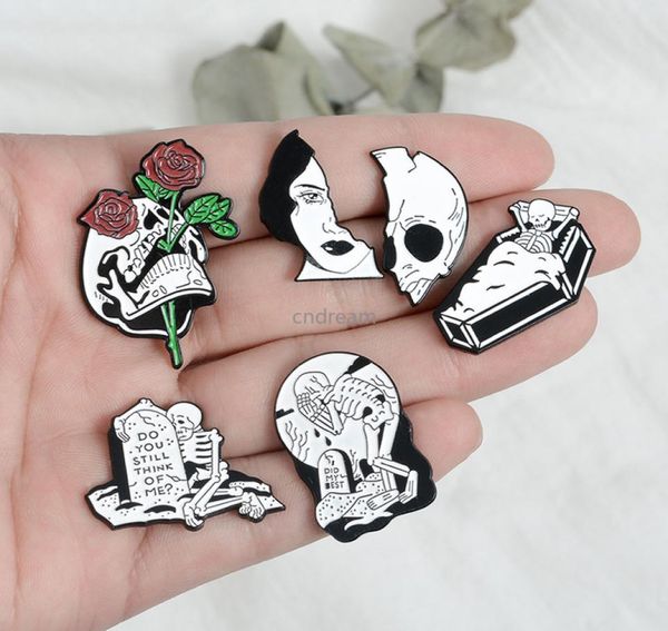 love coffin ckull brooch pins enamel lapel pin for women men dress cosage fashion jewelry will and sandy4120507, Gray
love coffin ckull brooch pins enamel lapel pin for women men dress cosage fashion jewelry will and sandy4120507, Gray