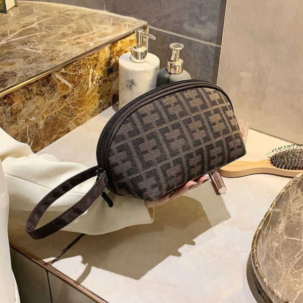 2023 factory direct sales travel toiletries for women on business trips portable storage large capacity pocket change simple makeup mobile p
2023 factory direct sales travel toiletries for women on business trips portable storage large capacity pocket change simple makeup mobile p