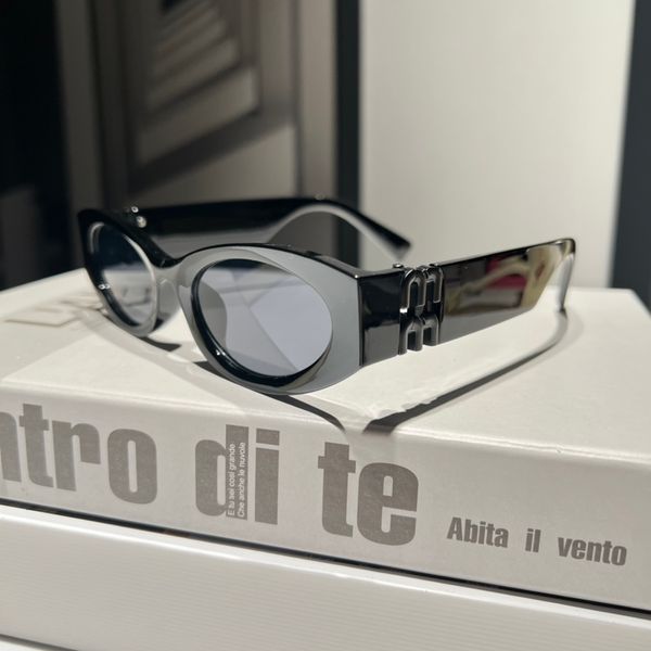 m luxury sunglasses oval lenses uv400 radiation resistant personalized retro women's small frame glasses plate advanced high beauty, White;black
m luxury sunglasses oval lenses uv400 radiation resistant personalized retro women's small frame glasses plate advanced high beauty, White;black
