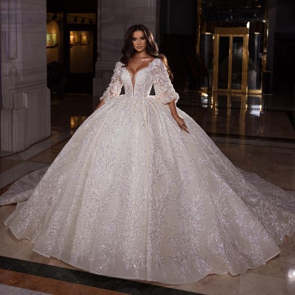 elegant v-neck long sleeve ball gown wedding dress 2023 luxury shiny beading appliques lace court train princess bridal gown, White
elegant v-neck long sleeve ball gown wedding dress 2023 luxury shiny beading appliques lace court train princess bridal gown, White