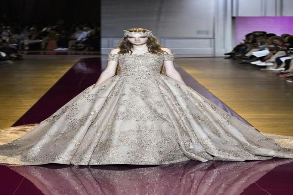 luxury zuhair murad 2017 evening dresses off shoulder lace applique crystal prom gowns beads sweep train vintage red carpet dress58989399, Black;red
luxury zuhair murad 2017 evening dresses off shoulder lace applique crystal prom gowns beads sweep train vintage red carpet dress58989399, Black;red