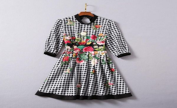 european and american women039s wear 2020 winter new style seven minute sleeve glitter retro plaid floral print fashion dress3875390, Black;gray
european and american women039s wear 2020 winter new style seven minute sleeve glitter retro plaid floral print fashion dress3875390, Black;gray