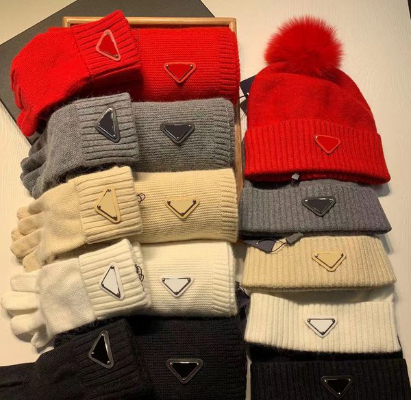 5color scarf hat glove sets classic lattice winter hats designers p letter inverted triangle cap mens women couple scarf hat 3-piece scarf c, Blue;gray
5color scarf hat glove sets classic lattice winter hats designers p letter inverted triangle cap mens women couple scarf hat 3-piece scarf c, Blue;gray