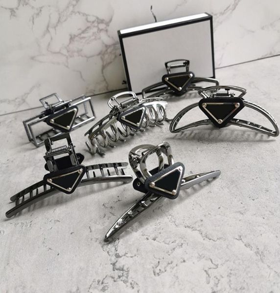 multistyle triangle letter claw clips women letters hair claws gift for love girlfriend fashion hair accessories8664755, Golden;silver
multistyle triangle letter claw clips women letters hair claws gift for love girlfriend fashion hair accessories8664755, Golden;silver