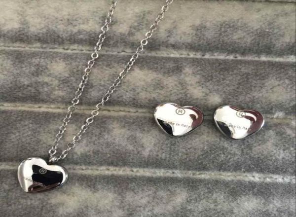 2021 high polished trendy design women earrings necklace stainless steel gold silver rose colors sets heart love pendant fashion j4692469
2021 high polished trendy design women earrings necklace stainless steel gold silver rose colors sets heart love pendant fashion j4692469