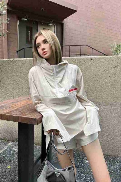 women's t-shirt designer phome 23 early autumn new red label 3d letter pattern decoration bat sleeve charge coat sun protection clothin, White
women's t-shirt designer phome 23 early autumn new red label 3d letter pattern decoration bat sleeve charge coat sun protection clothin, White