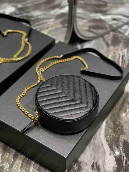 party classic new mini circular bag black cake round bags golden chain shoulder crossbody bag retro leather long strap totes handbags 17cm w
party classic new mini circular bag black cake round bags golden chain shoulder crossbody bag retro leather long strap totes handbags 17cm w