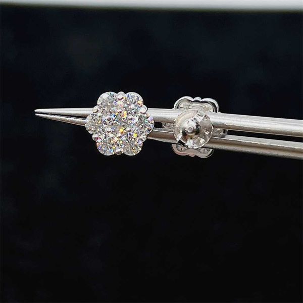 popular selling iced out jewelry 925 sterling silver jewelry vvs moissanite stud earrings, Golden
popular selling iced out jewelry 925 sterling silver jewelry vvs moissanite stud earrings, Golden