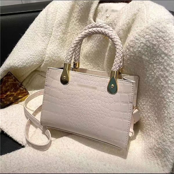 popular fashion bag senior sense all shoulder crossbody bag crocodile print net red small bag women bag
popular fashion bag senior sense all shoulder crossbody bag crocodile print net red small bag women bag