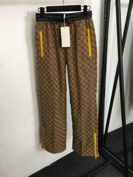 women track casual pants designer pant double-monogrammed jacquard colorblocking zipper pockets leg openings straight-legged sweatpants, Black;white
women track casual pants designer pant double-monogrammed jacquard colorblocking zipper pockets leg openings straight-legged sweatpants, Black;white