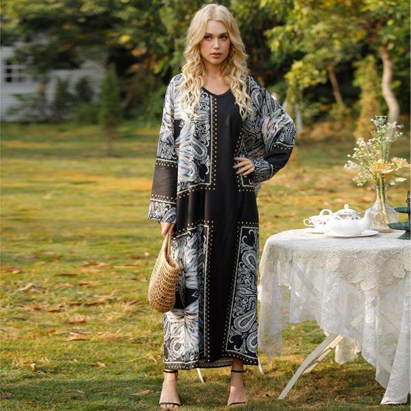 womens clothing national print skirt middle eastern large sized loose robe muslim long sleeved dress, Black;gray
womens clothing national print skirt middle eastern large sized loose robe muslim long sleeved dress, Black;gray