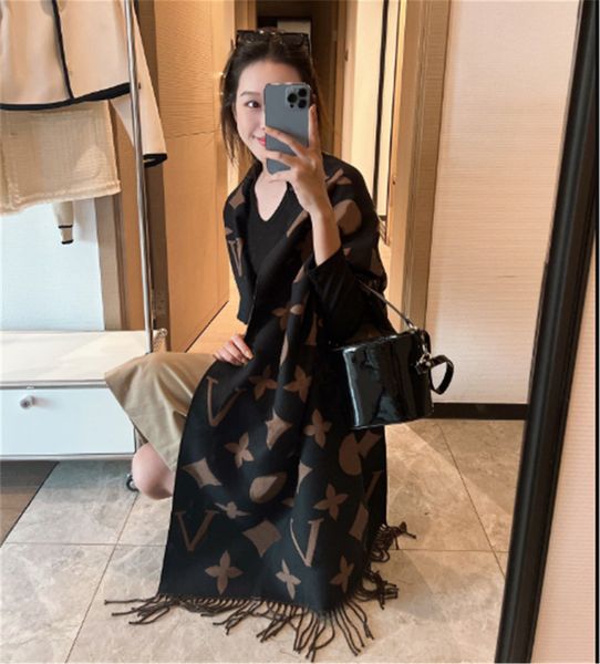 Warm Men/women Hijab Echarpe Soft Ultra Long Printed Scarf Fashion Brand Echarpe Luxe
Warm Men/women Hijab Echarpe Soft Ultra Long Printed Scarf Fashion Brand Echarpe Luxe