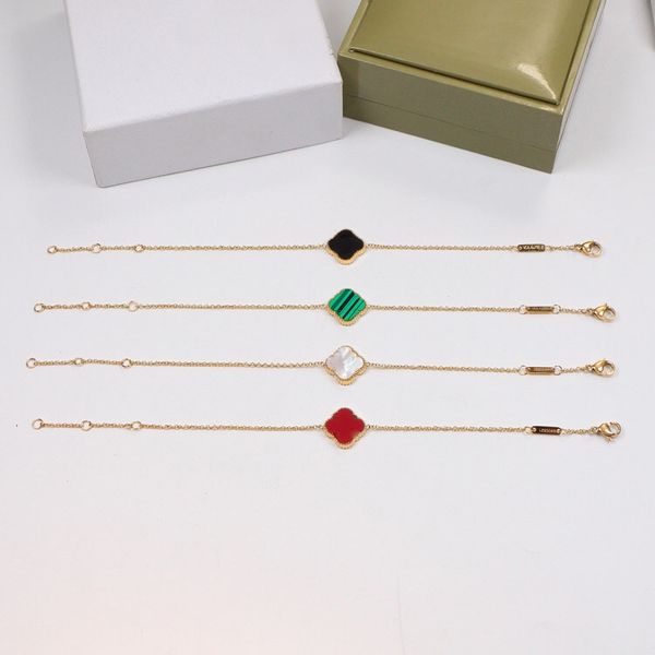 luxury clover bracelet new single flower classic single flower double-sided penplated 18k gold mesh chain fashion designer jewelry women par, Golden;silver
luxury clover bracelet new single flower classic single flower double-sided penplated 18k gold mesh chain fashion designer jewelry women par, Golden;silver