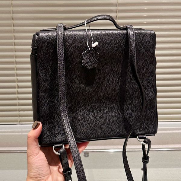 10a loro piana bag new lp bag backpack piana handbag simple and fashionable one shoulder crossbody bag uno elegant and high appearance
10a loro piana bag new lp bag backpack piana handbag simple and fashionable one shoulder crossbody bag uno elegant and high appearance