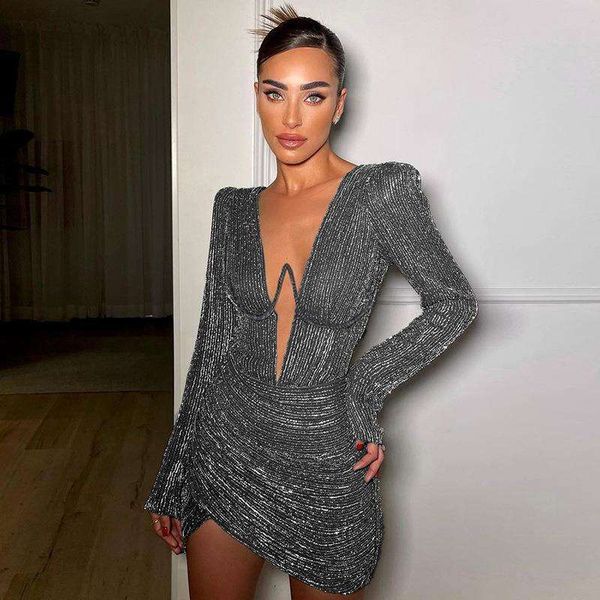 ins style womens dress babes steel rims long sleeves tight fitting shoulder pads deep v neck, Black;gray
ins style womens dress babes steel rims long sleeves tight fitting shoulder pads deep v neck, Black;gray