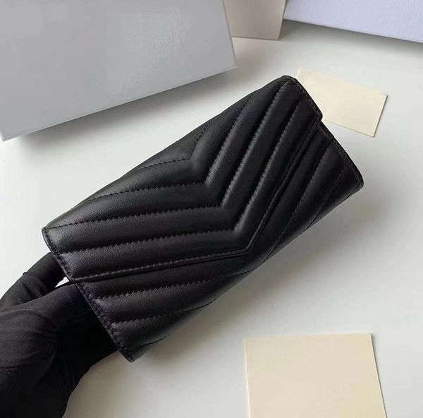10a quality women designer wallet leather wallet fashion long flap woman cowhide wallets soft leather y shaped purse luxury clutch wallet ca, Red;black
10a quality women designer wallet leather wallet fashion long flap woman cowhide wallets soft leather y shaped purse luxury clutch wallet ca, Red;black