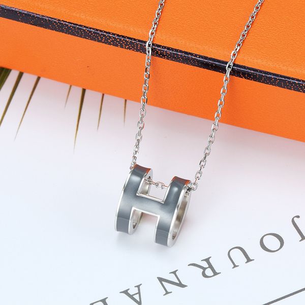 fashion design enamel letter h pendant clover necklace gold stainless steel jewelry for women gift, Silver
fashion design enamel letter h pendant clover necklace gold stainless steel jewelry for women gift, Silver