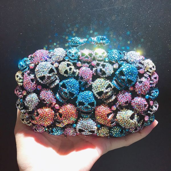 evening bags skull design luxury shiny diamond women bag crossbody wedding party clutch purse crystal stylish prom ladies handbag 230804
evening bags skull design luxury shiny diamond women bag crossbody wedding party clutch purse crystal stylish prom ladies handbag 230804