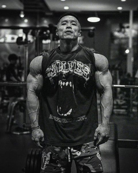 men' tank darc wolves sport workout sleeveless shirt fitness bodybuilding gym men clothing 100% cotton darc sport tank 230804, White;black
men' tank darc wolves sport workout sleeveless shirt fitness bodybuilding gym men clothing 100% cotton darc sport tank 230804, White;black