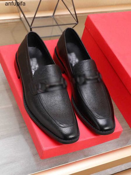 2023 designer shoes men's dress shoes low-key generous fashion soft comfortable non-slip soles, Black
2023 designer shoes men's dress shoes low-key generous fashion soft comfortable non-slip soles, Black