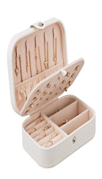 2022 portable jewelry box jewelry organizer display travel jewelry case boxes button leather storage zipper jewelers joyero77715609394535, Black;white
2022 portable jewelry box jewelry organizer display travel jewelry case boxes button leather storage zipper jewelers joyero77715609394535, Black;white