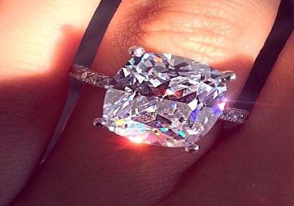 fashion jewelry classic style rings for women silver color noble 4 claw ring gift cubic zirconia square wedding ring5737935
fashion jewelry classic style rings for women silver color noble 4 claw ring gift cubic zirconia square wedding ring5737935