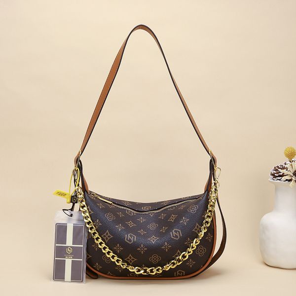 factory wholesale ladies shoulder bags 4 colors elegant atmospheric letter printed handbag classic old color retro jiaozi bag gold chain fas
factory wholesale ladies shoulder bags 4 colors elegant atmospheric letter printed handbag classic old color retro jiaozi bag gold chain fas