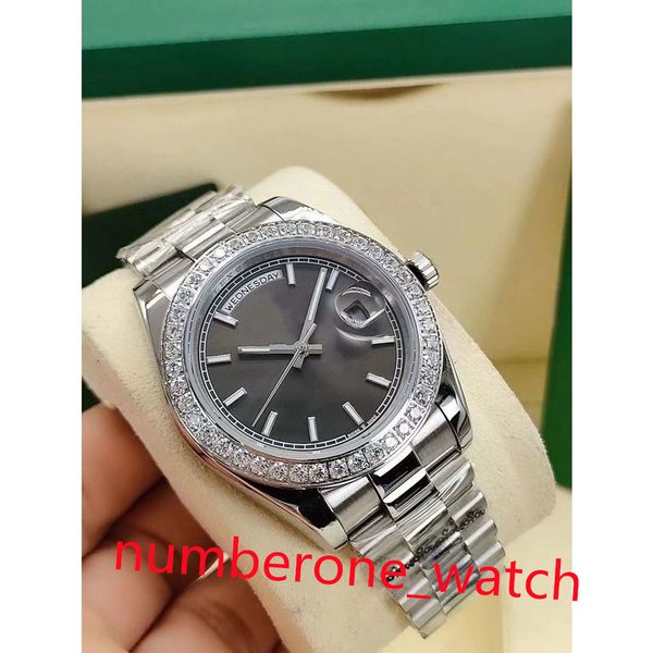 waterproof with box papers high-quality watch new version day-date 18k yellow gold diamond bezel 40mm dial automatic fashion men's watc, Slivery;brown
waterproof with box papers high-quality watch new version day-date 18k yellow gold diamond bezel 40mm dial automatic fashion men's watc, Slivery;brown